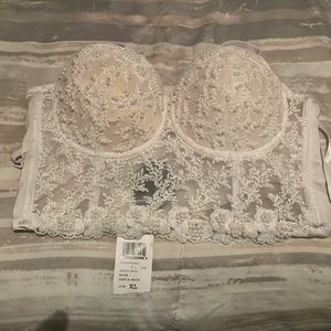 White Pearl Bustier XL Windsor Store